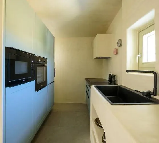 Myconian Mythodea Luxury 阿诺梅拉